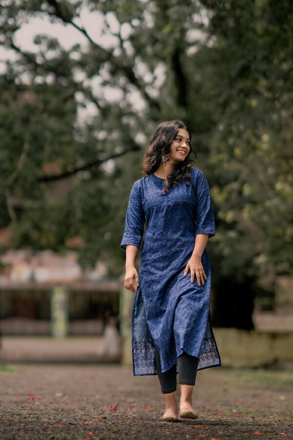 Elegant Violet kurtha