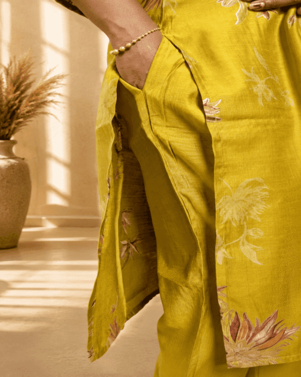 file_000000006e247207ad9be16b2aae35c3 Mustard Yellow Floral Kurthi Pant Set With Dupatta