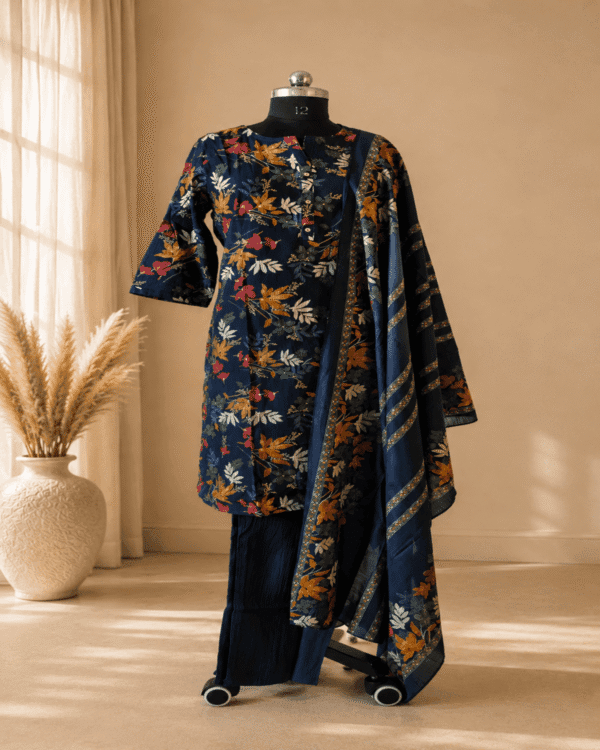 file_000000009cb872078af8492d7f98bec6 Navy Blue Floral Printed Pattern Kurthi Set
